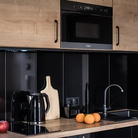 Apartment Tucan - 77 Wigury - Dostep Na Kod - Parking - Smaczna Kawa - Centrum - Blisko Piotrkowska - Galeria - Widok Na - Klimatyzacja - 7 Pietro - Fv