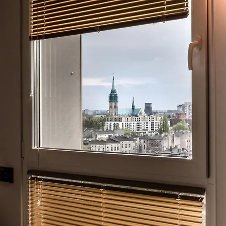 Apartment Tucan - 77 Wigury - Dostep Na Kod - Parking - Smaczna Kawa - Centrum - Blisko Piotrkowska - Galeria - Widok Na - Klimatyzacja - 7 Pietro - Fv Łódź