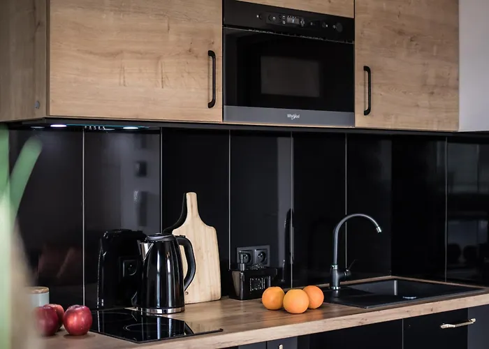 Apartment Tucan - 77 Wigury - Dostep Na Kod - Parking - Smaczna Kawa - Centrum - Blisko Piotrkowska - Galeria - Widok Na - Klimatyzacja - 7 Pietro - Fv