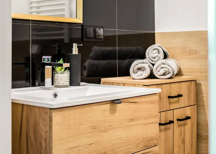 Tucan - 77 Wigury - Dostep Na Kod - Parking - Smaczna Kawa - Centrum - Blisko Piotrkowska - Galeria - Widok Na - Klimatyzacja - 7 Pietro - Fv Lejlighed Łódź